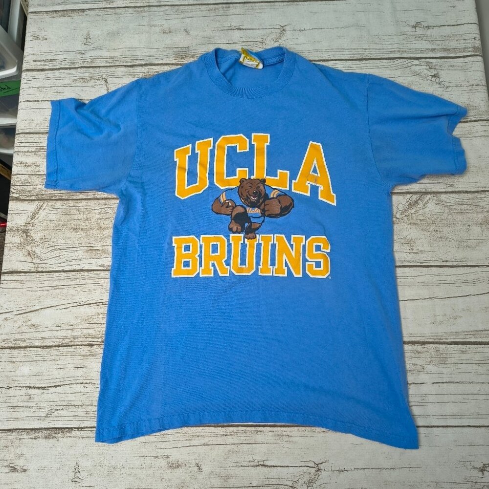 UCLA Bruins Graphic T Shirt Made In USA Size Large